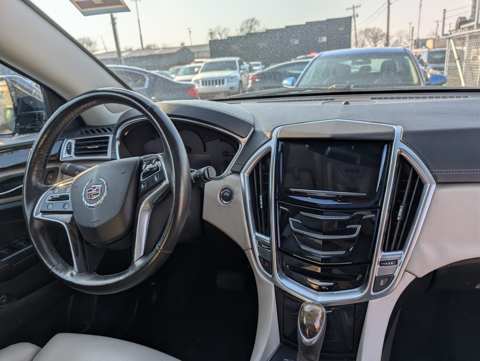 
								Cadillac SRX 2014 full									