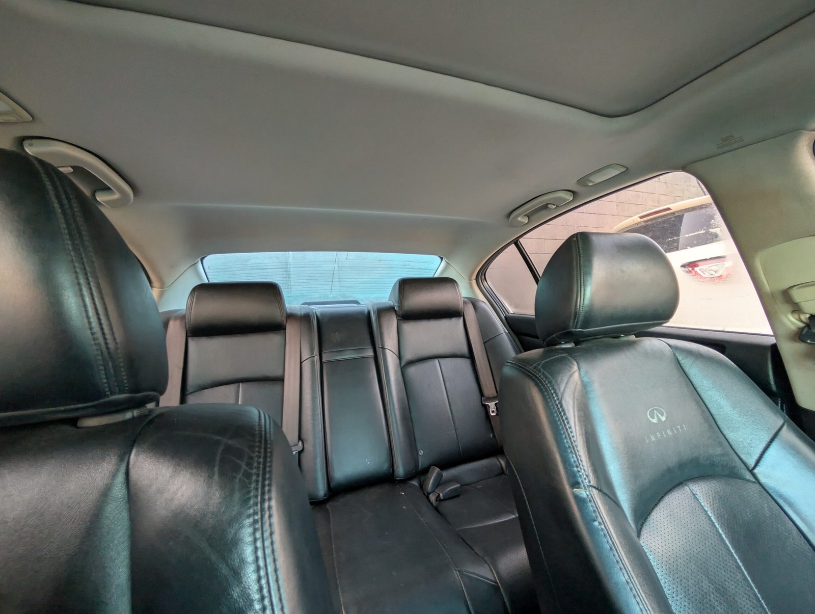 
								Infiniti G37 2013 full									