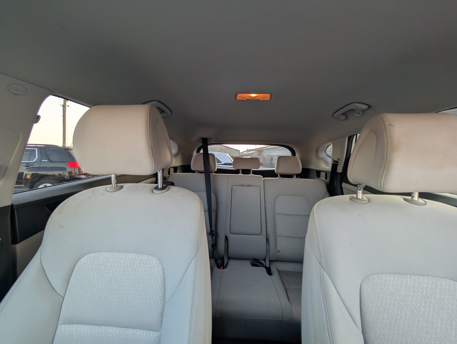 
								Hyundai Veloster 2013 full									