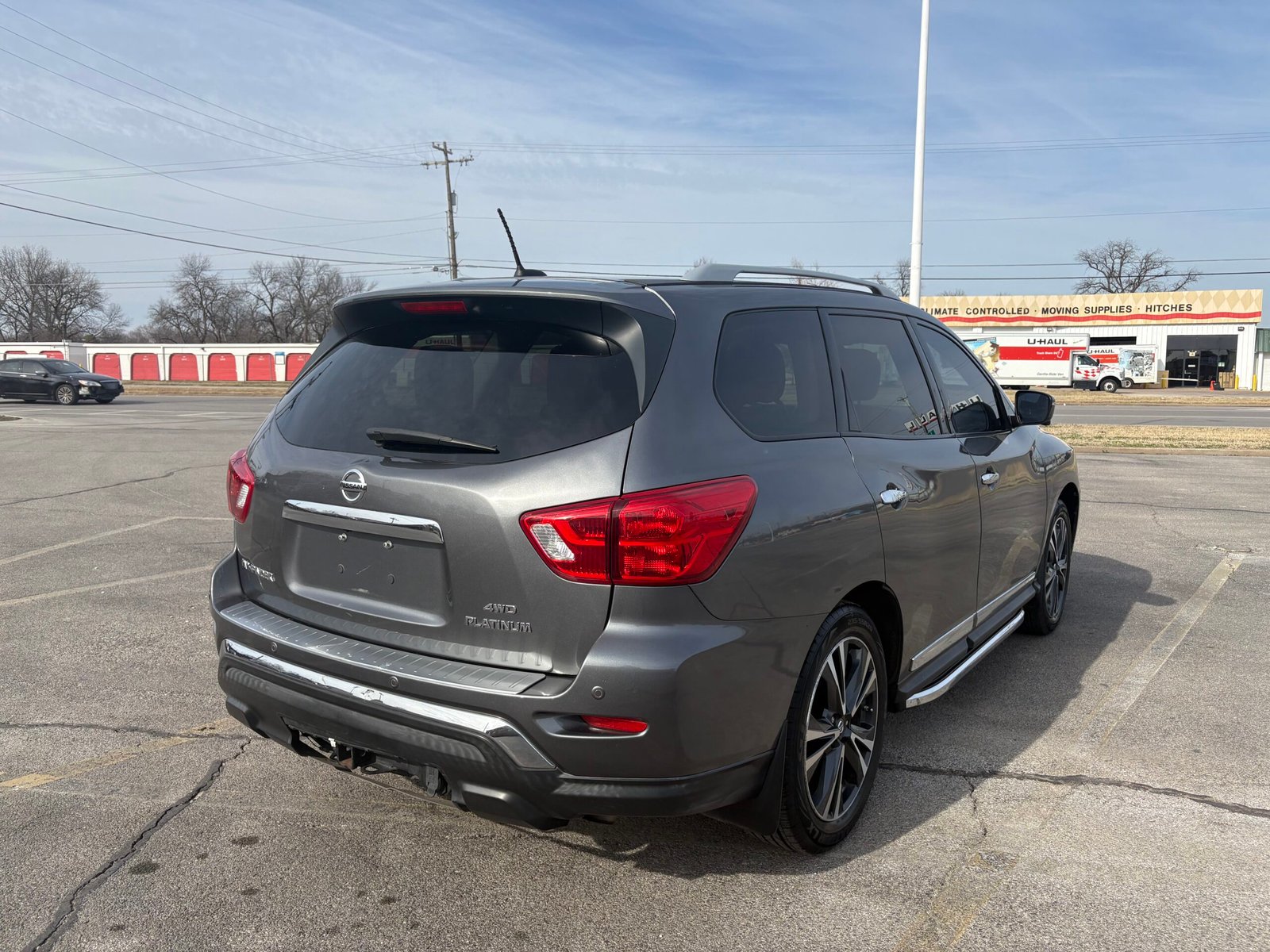 
								Nissan Pathfinder 2018 full									