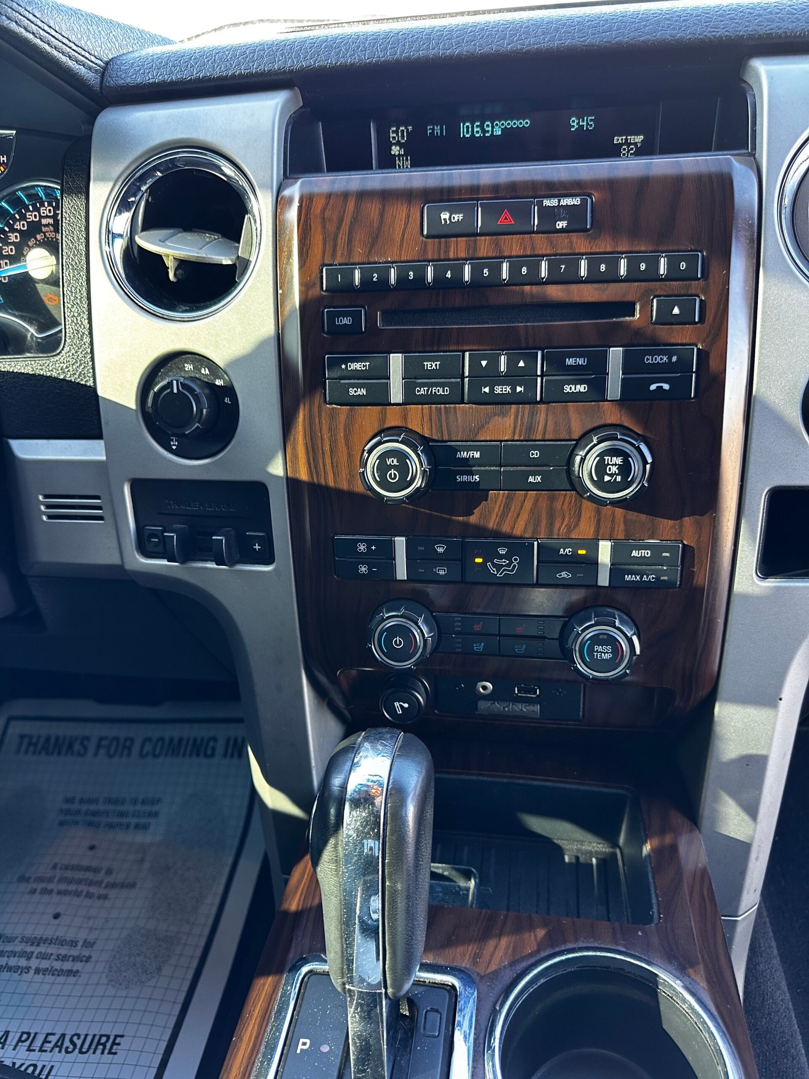 
								Ford F150 – Lariat 2012 full									