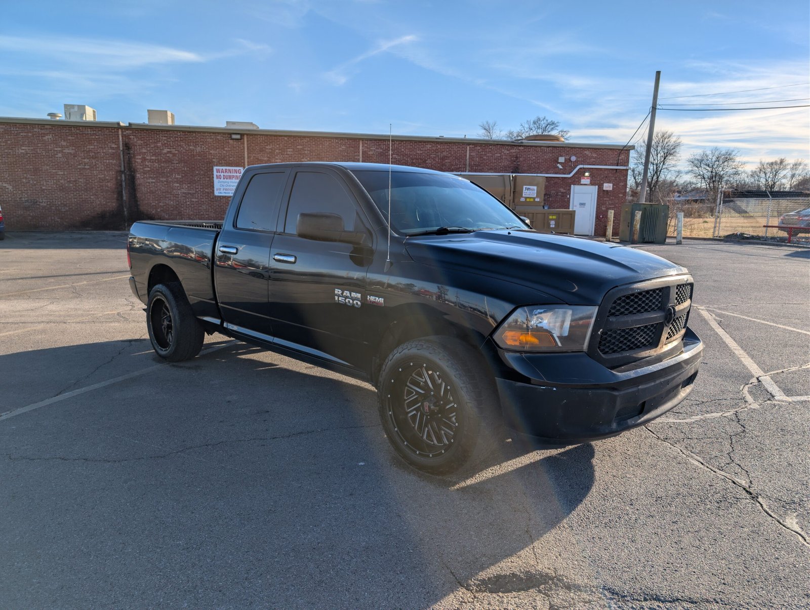 
								Ram 1500 5.7 Liter Hemi V8 full									