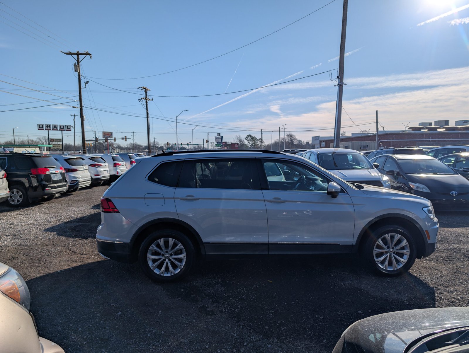 
								Volkswagen Tiguan SE 2018 full									