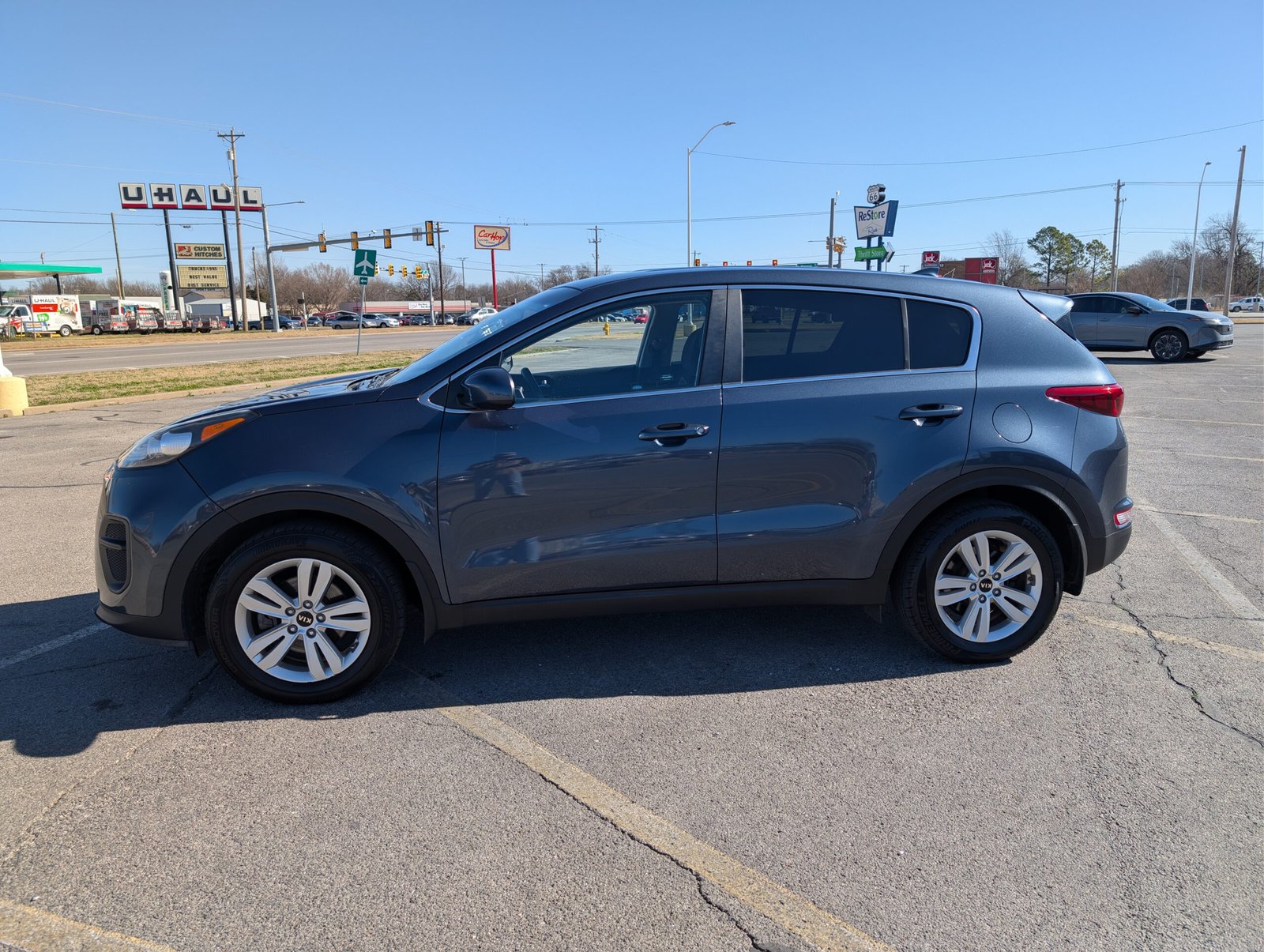 
								Kia Sportage 2018 full									