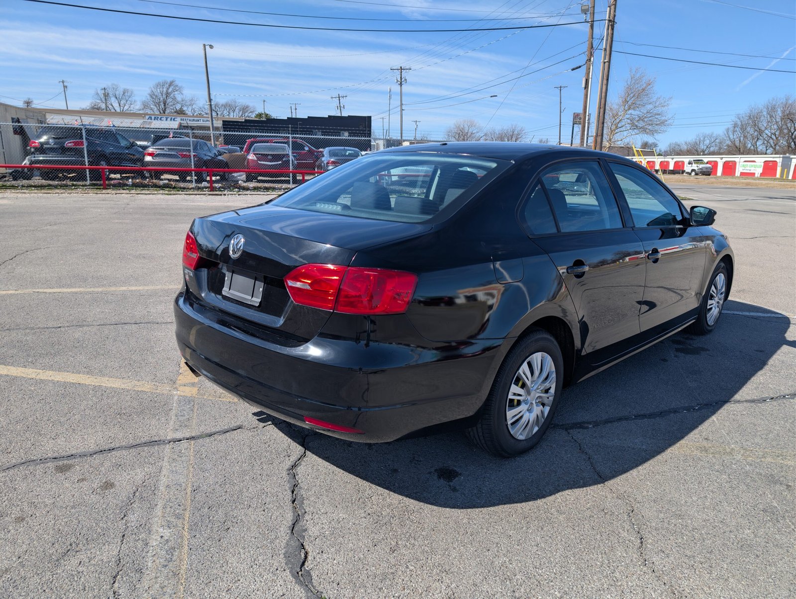 
								Volkswagen Jetta 2013 full									