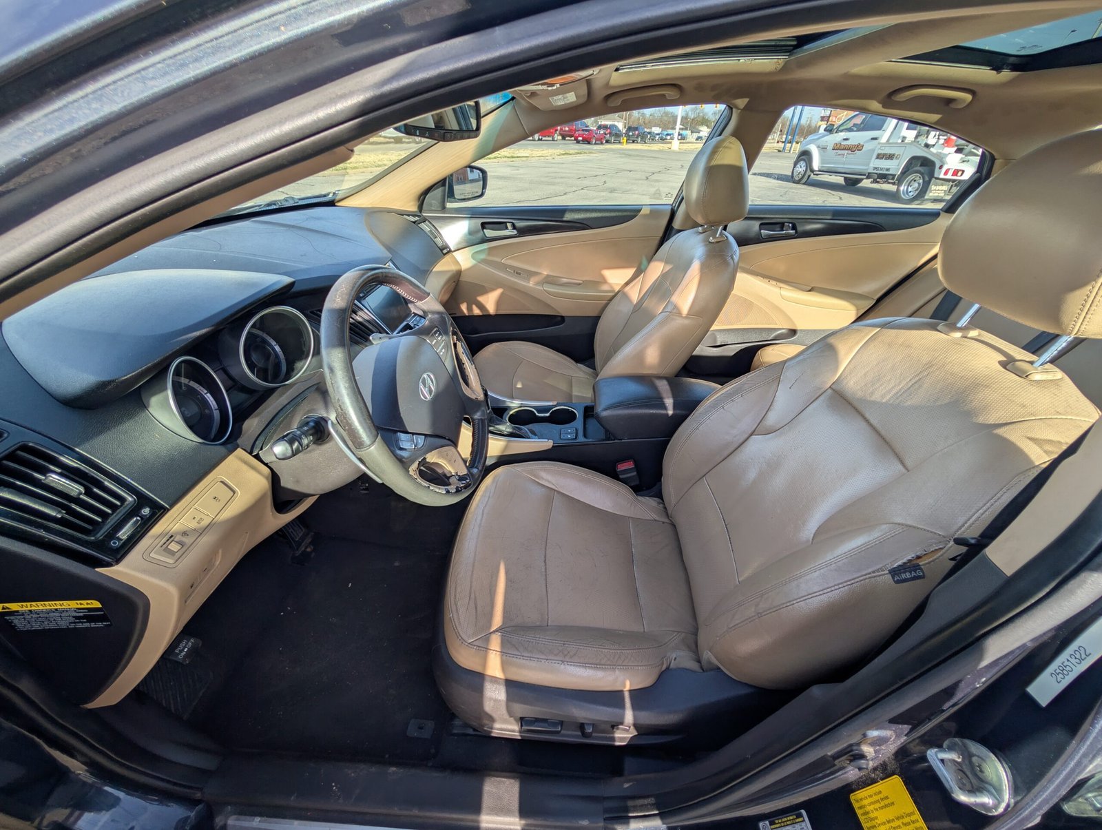 
								Hyundai Sonata 2012 full									