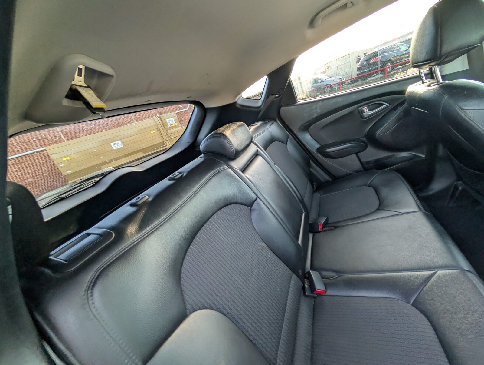 
								Hyundai Tucson 2013 full									