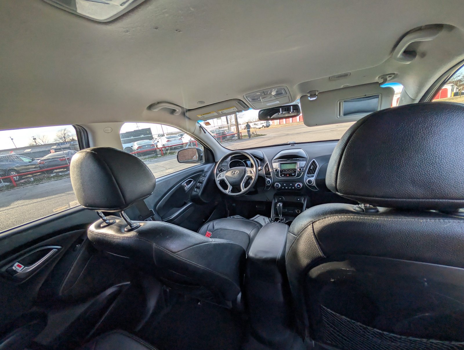 
								Hyundai Tucson 2013 full									