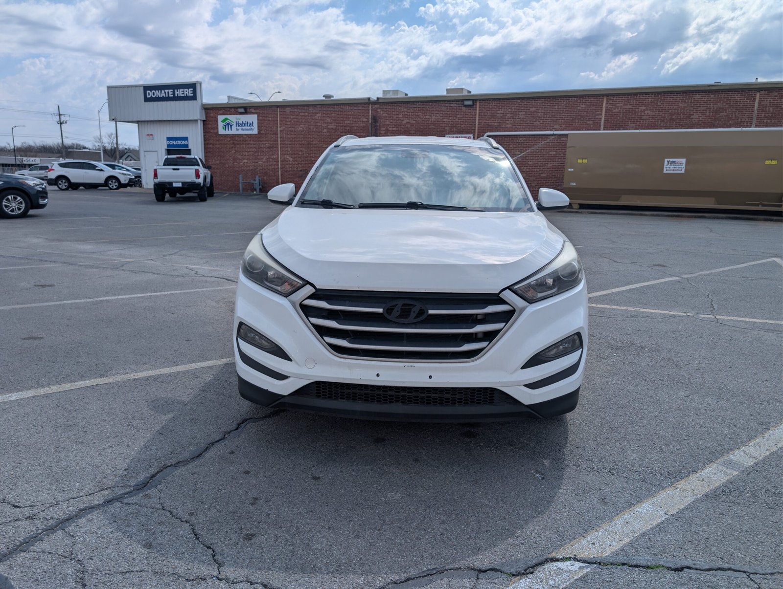 
								Hyundai Tucson 2017 full									