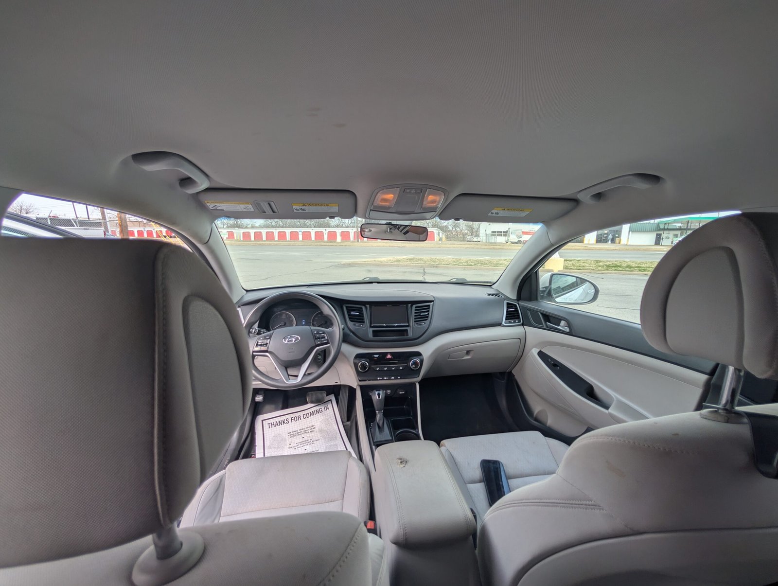 
								Hyundai Tucson 2017 full									