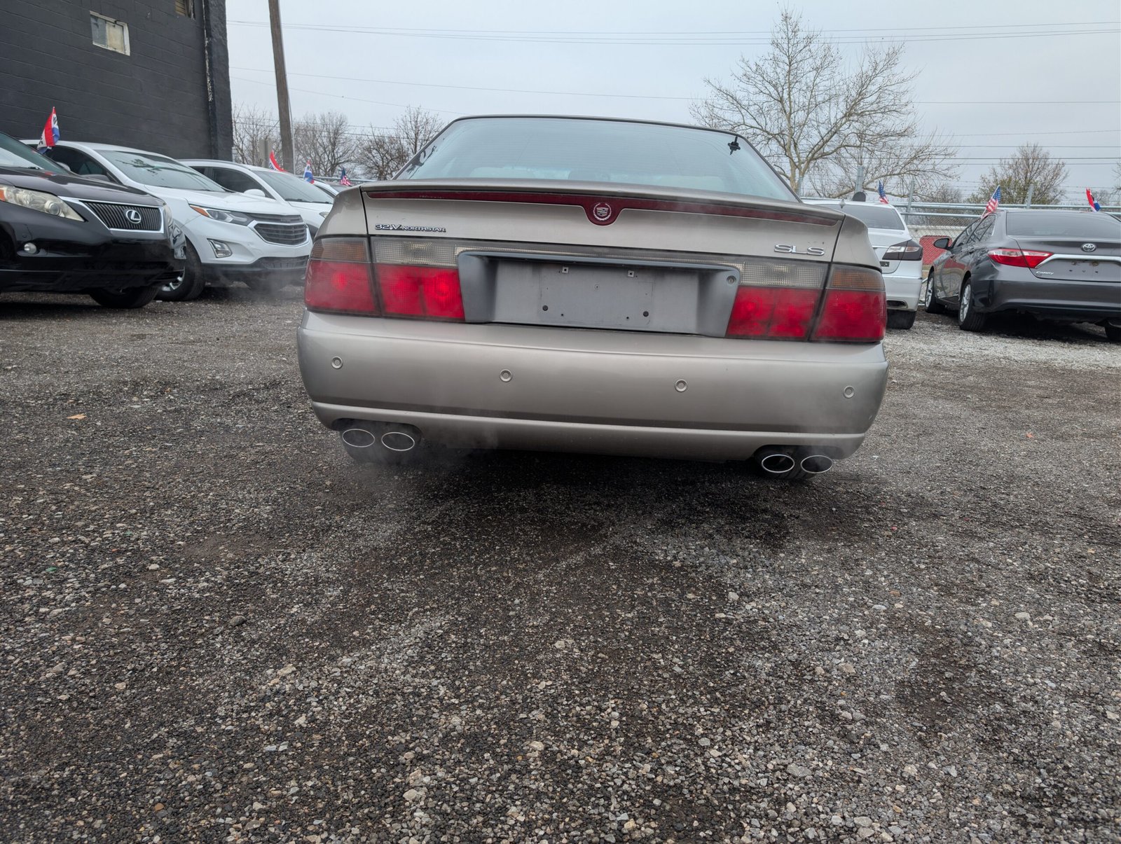 
								Cadillac Seville 2002 full									