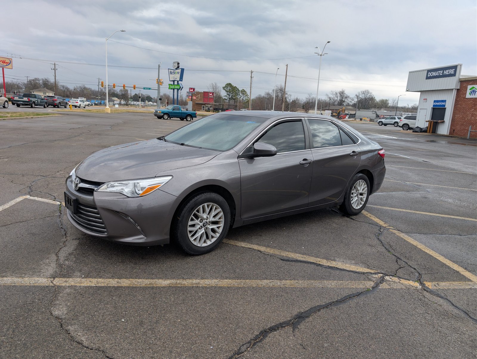 
								Toyota Camry 2016 full									