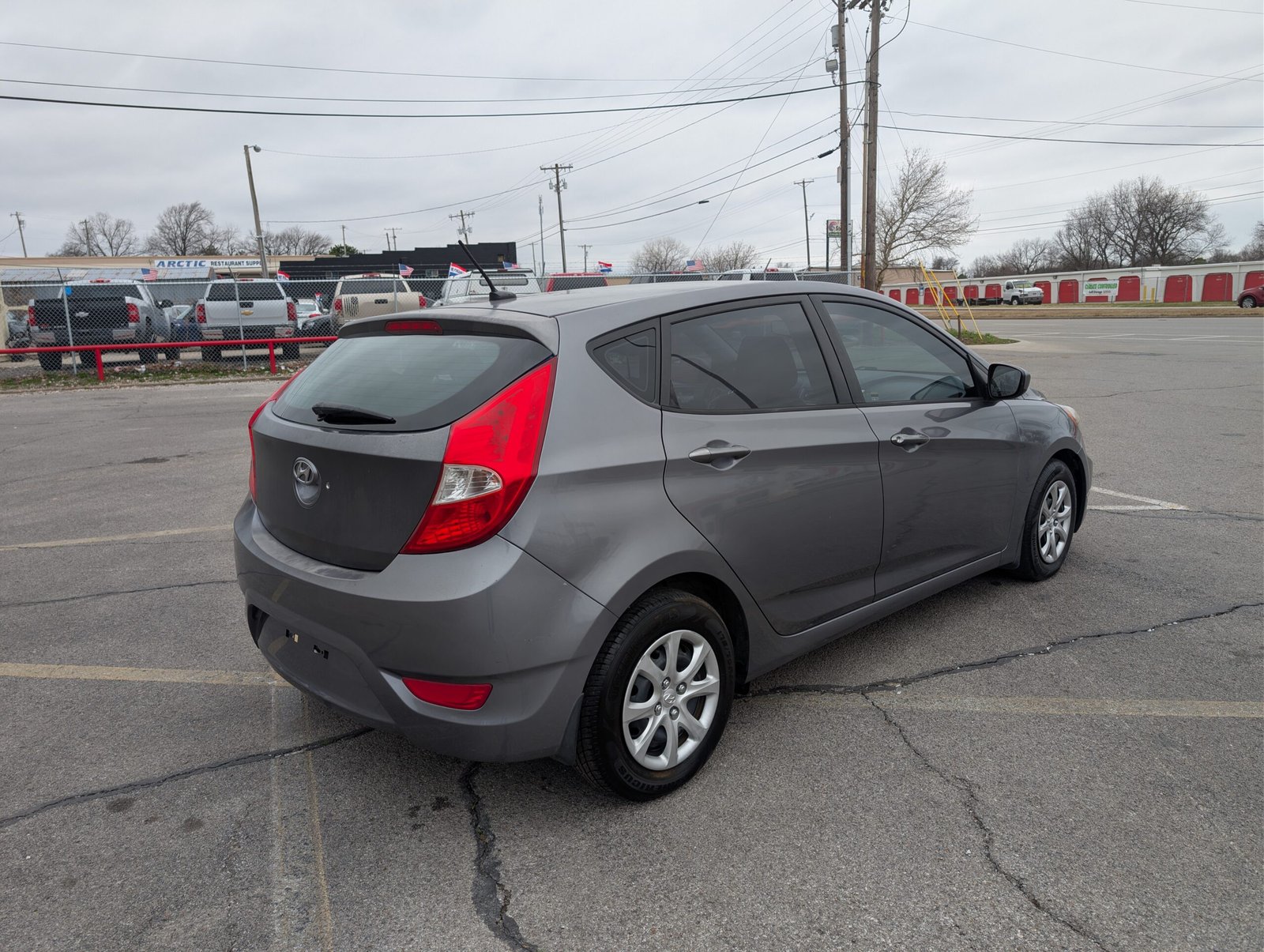 
								Hyundai Accent 2014 full									