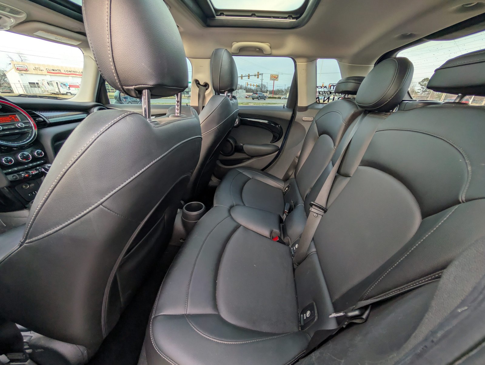 
								Mini Cooper S 4D full									