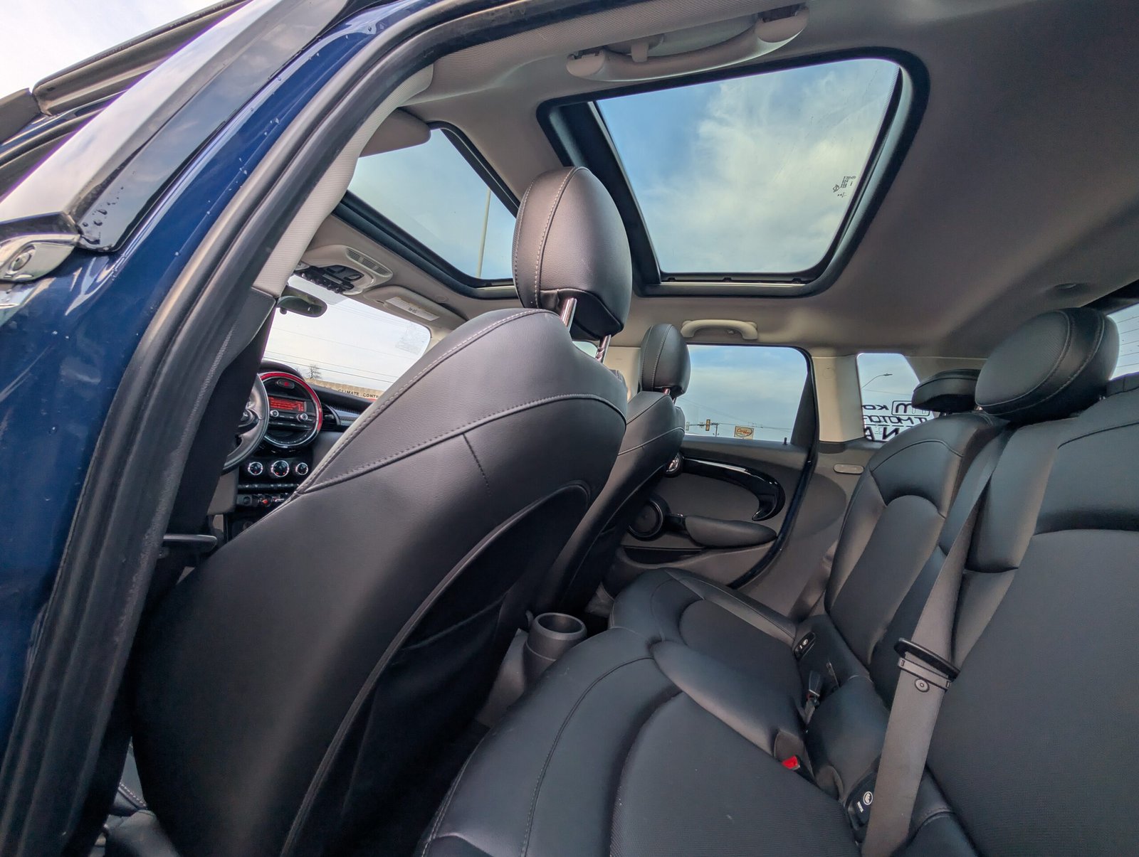 
								Mini Cooper S 4D full									