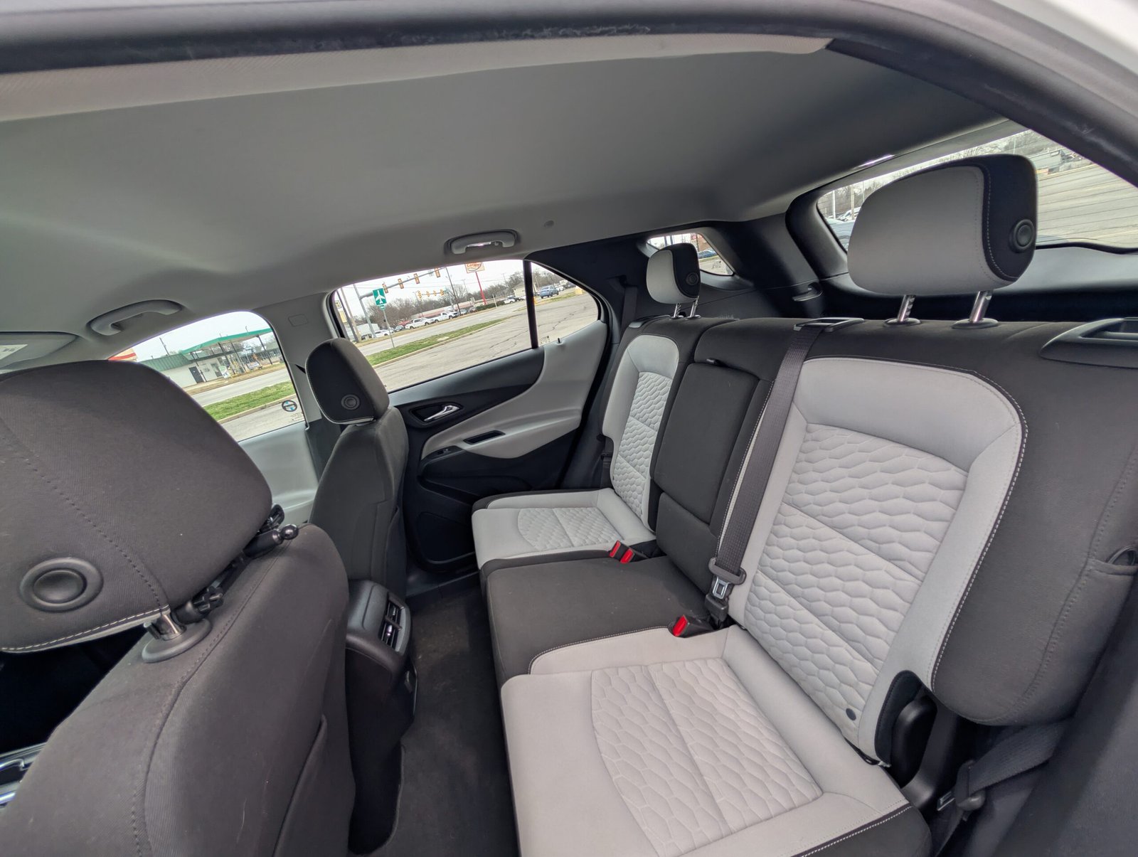 
								Chevrolet Equinox 2018 full									