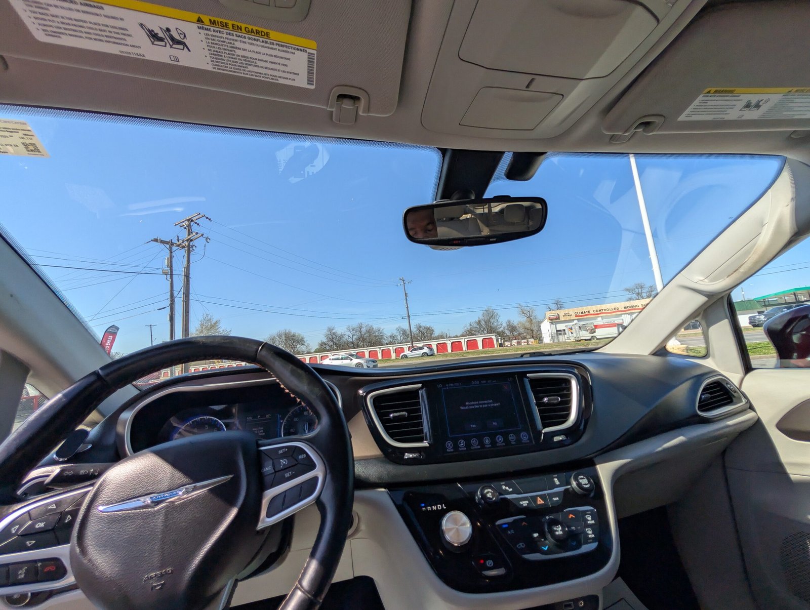 
								Chrysler Pacifica 2017 full									