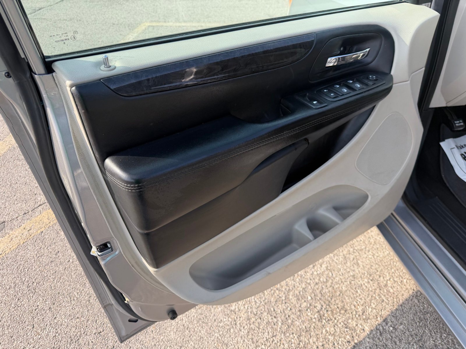 
								Dodge Caravan 2016 full									