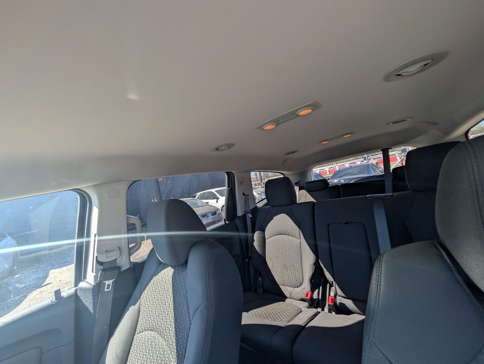 
								Chevrolet Traverse 2012 full									