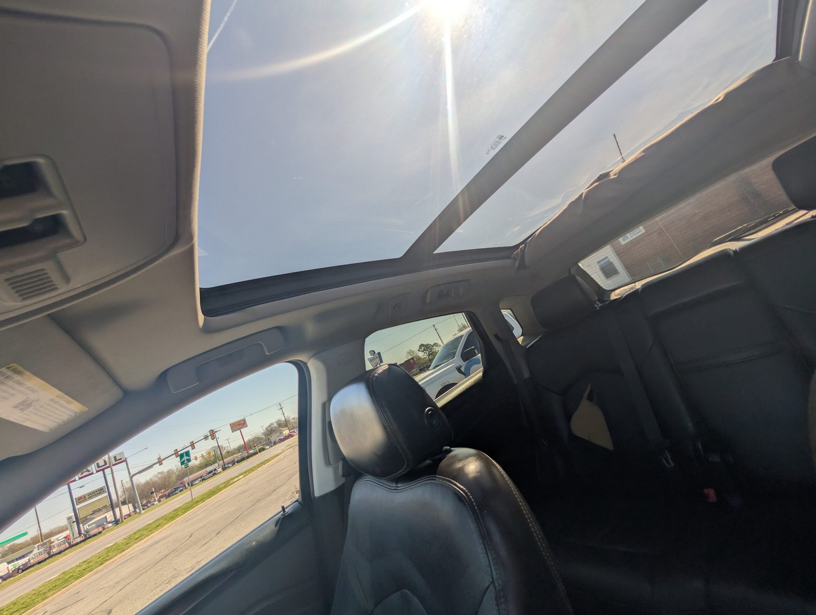 
								Cadillac SRX 2013 full									
