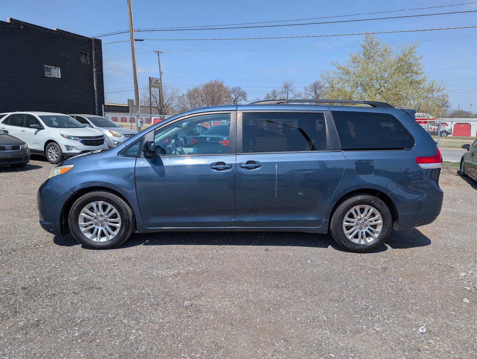 
								Toyota Sienna 2014 full									