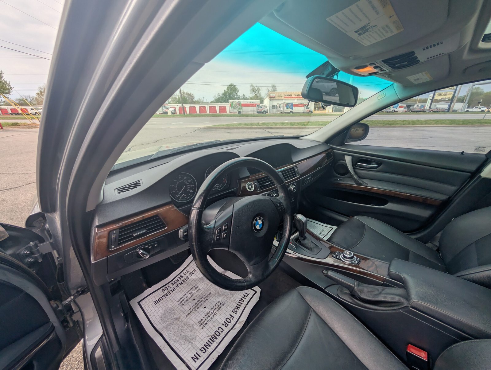
								BMW 3-series 328i full									