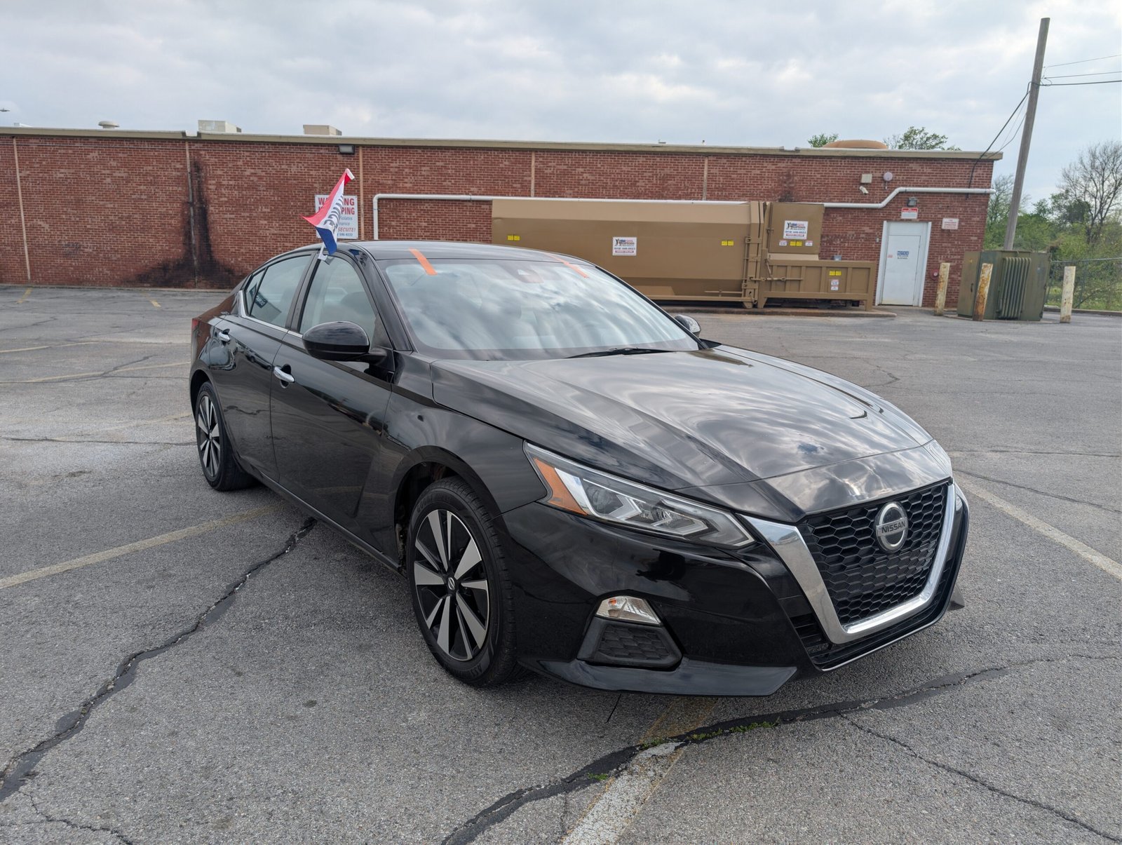 
								Nissan Altima 2021 full									