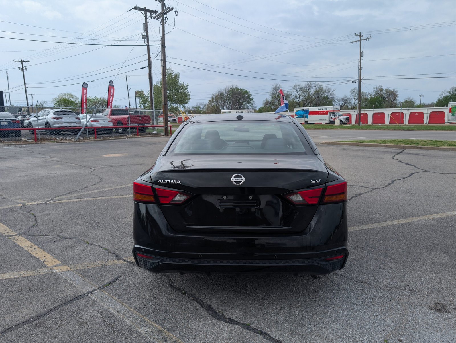 
								Nissan Altima 2021 full									