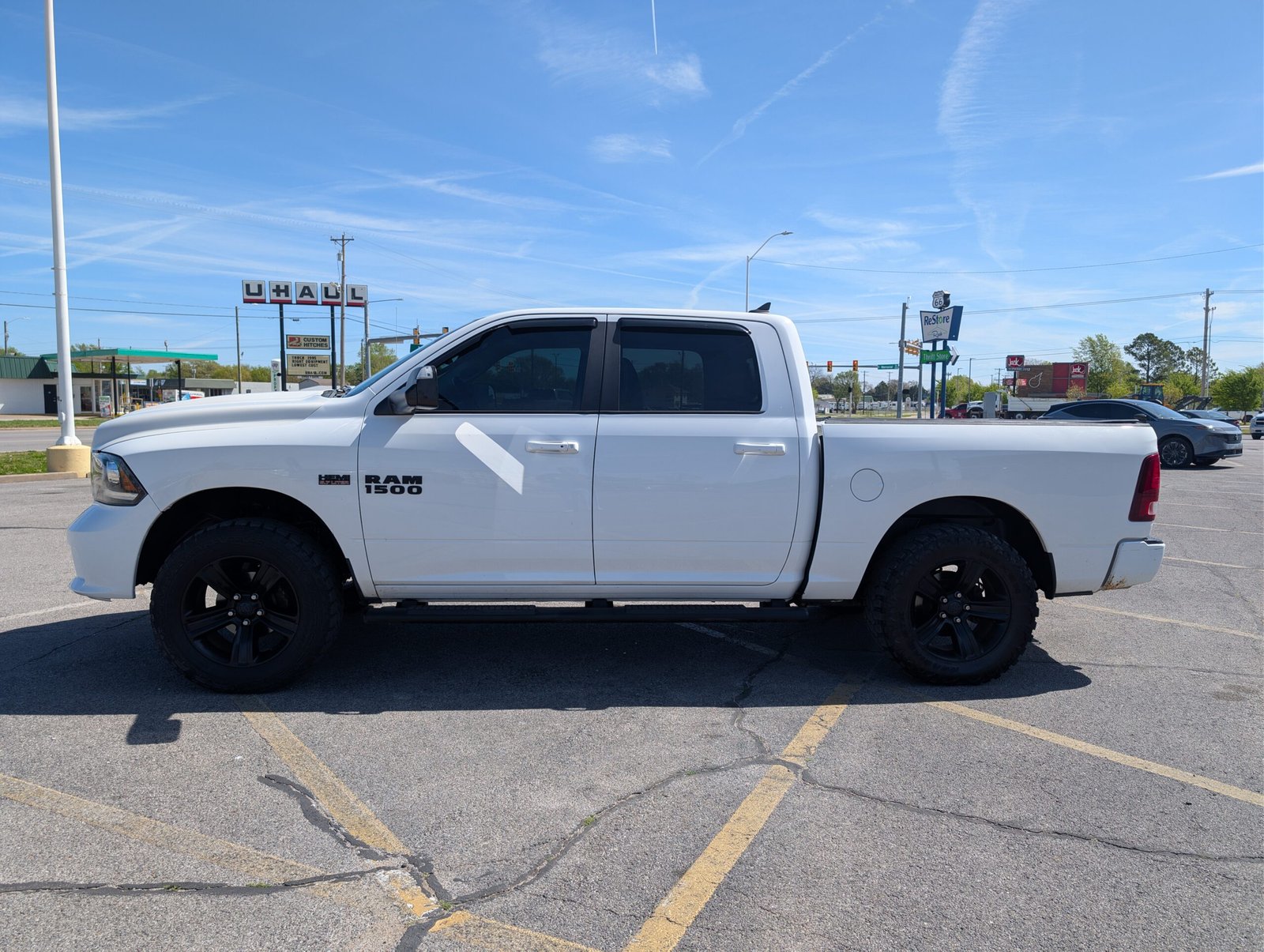 
								Ram 1500 V8 5.7 Liter Hemi full									