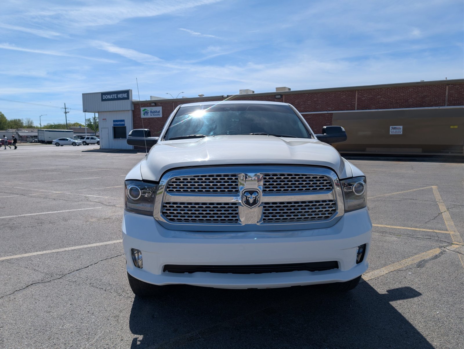
								Ram 1500 V8 5.7 Liter Hemi full									