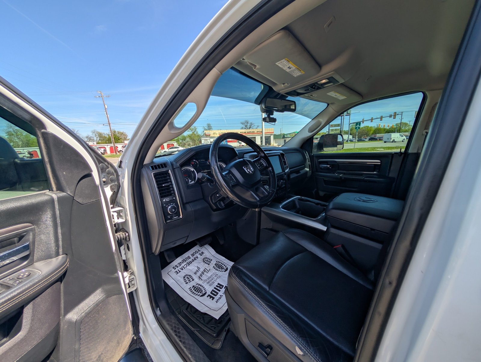 
								Ram 1500 V8 5.7 Liter Hemi full									