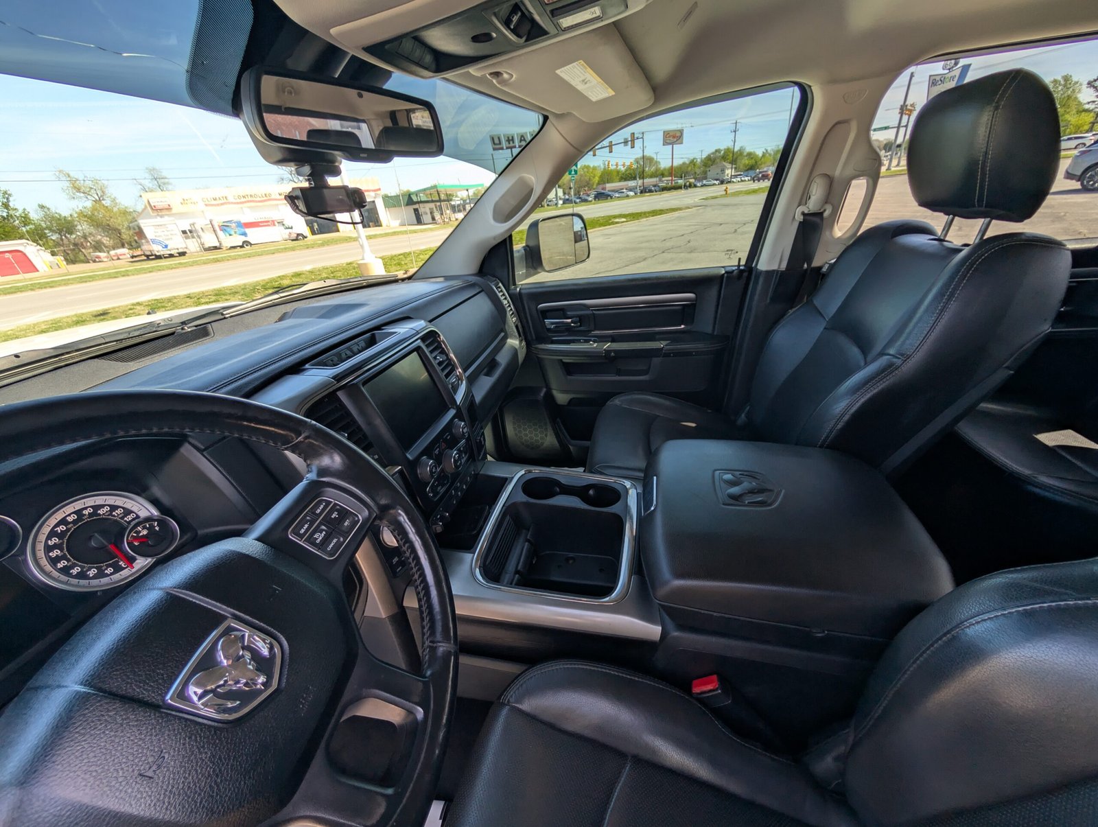 
								Ram 1500 V8 5.7 Liter Hemi full									