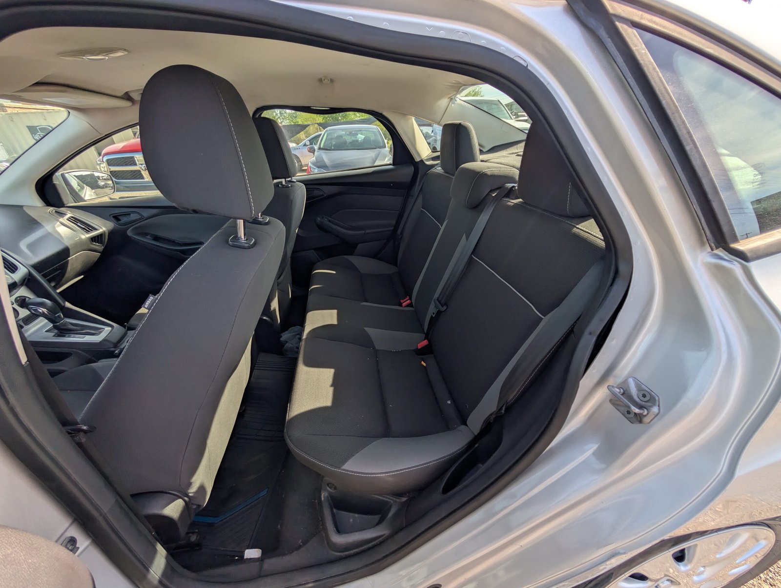 
								Ford Focus 2012 full									