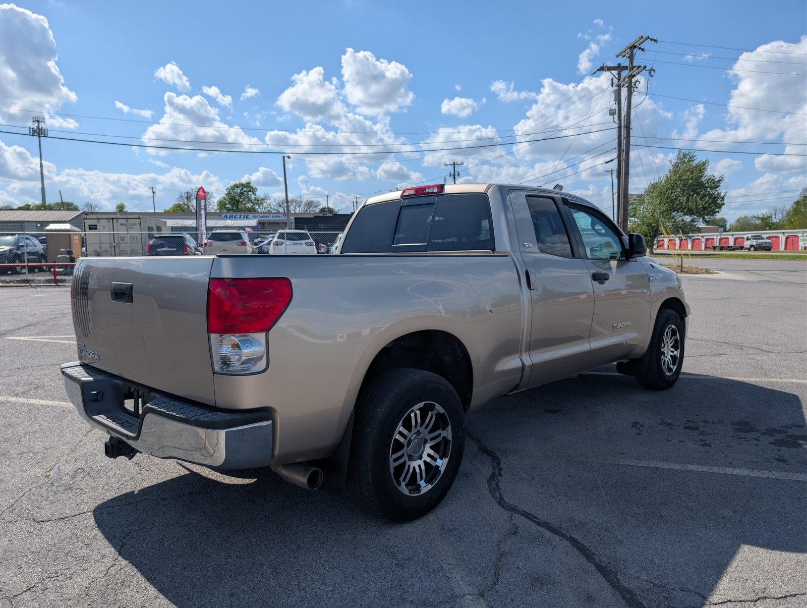 
								Toyota Tundra 2008 full									