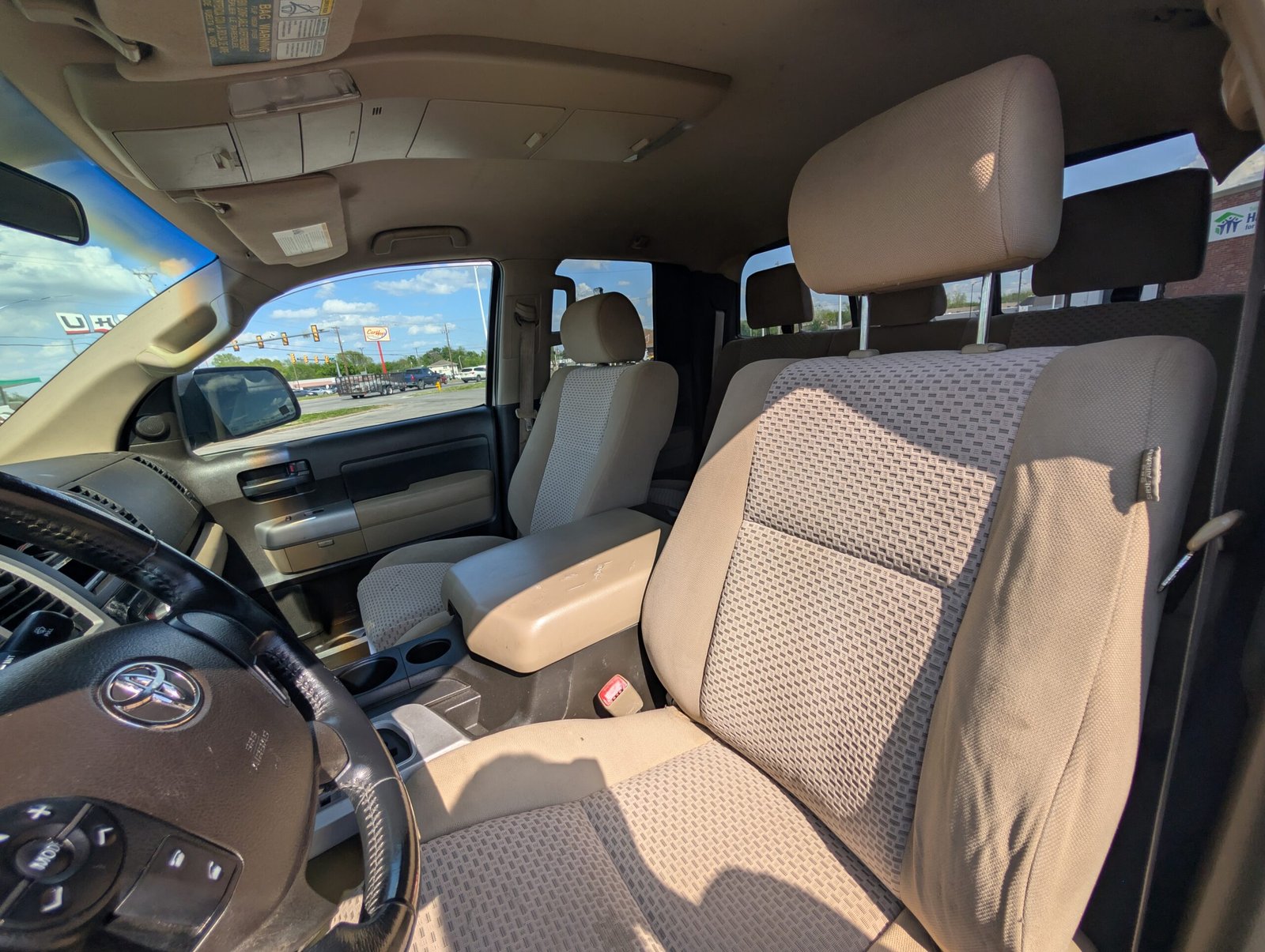 
								Toyota Tundra 2008 full									