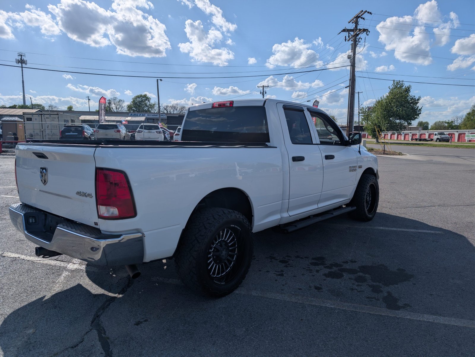 
								Ram 1500 V8 5.7 Liter Hemi full									