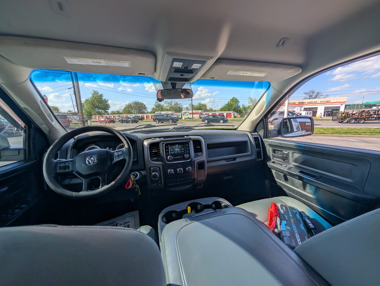 
								Ram 1500 V8 5.7 Liter Hemi full									