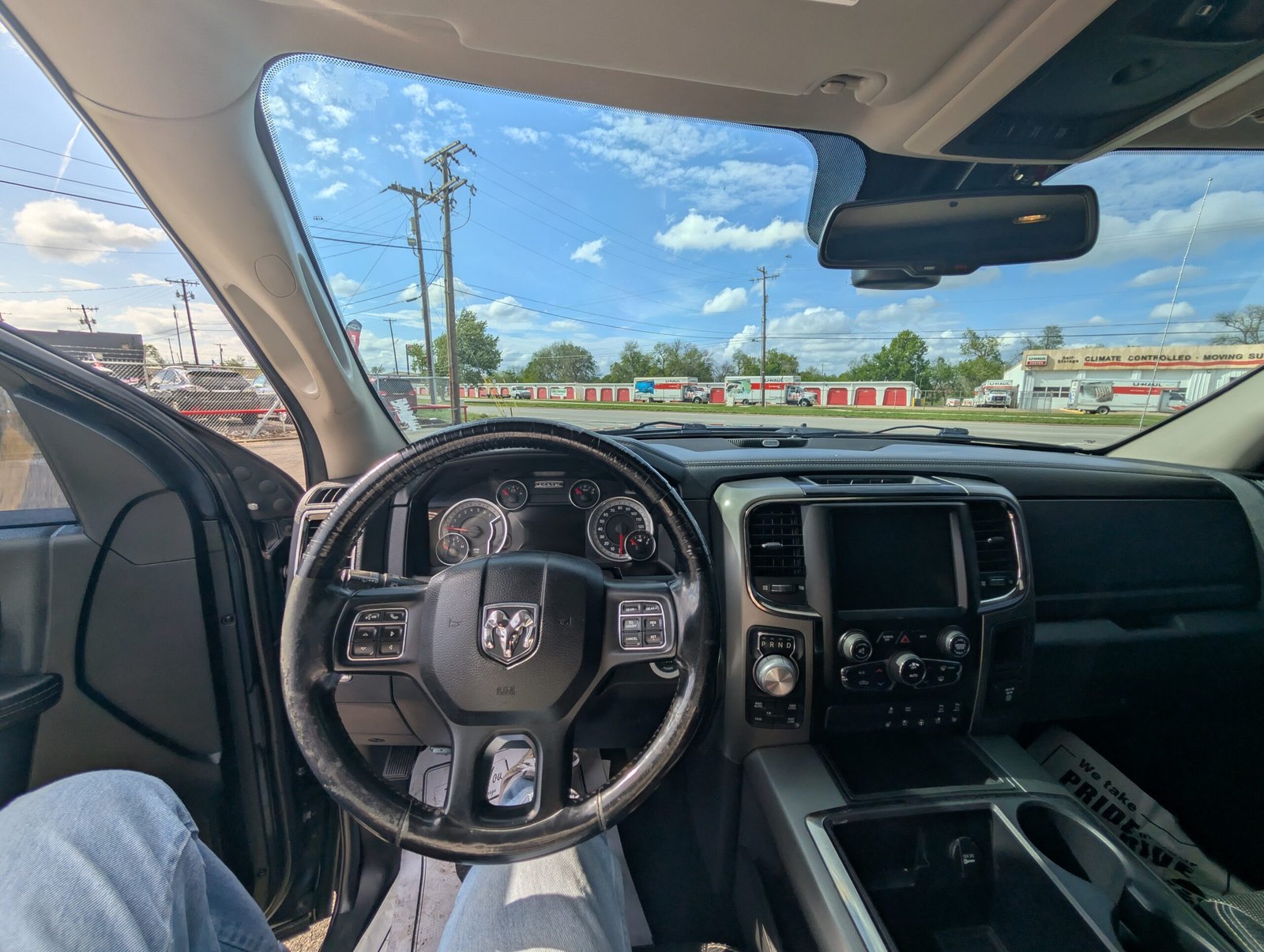 
								Ram 1500 V8 5.7 Liter Hemi full									