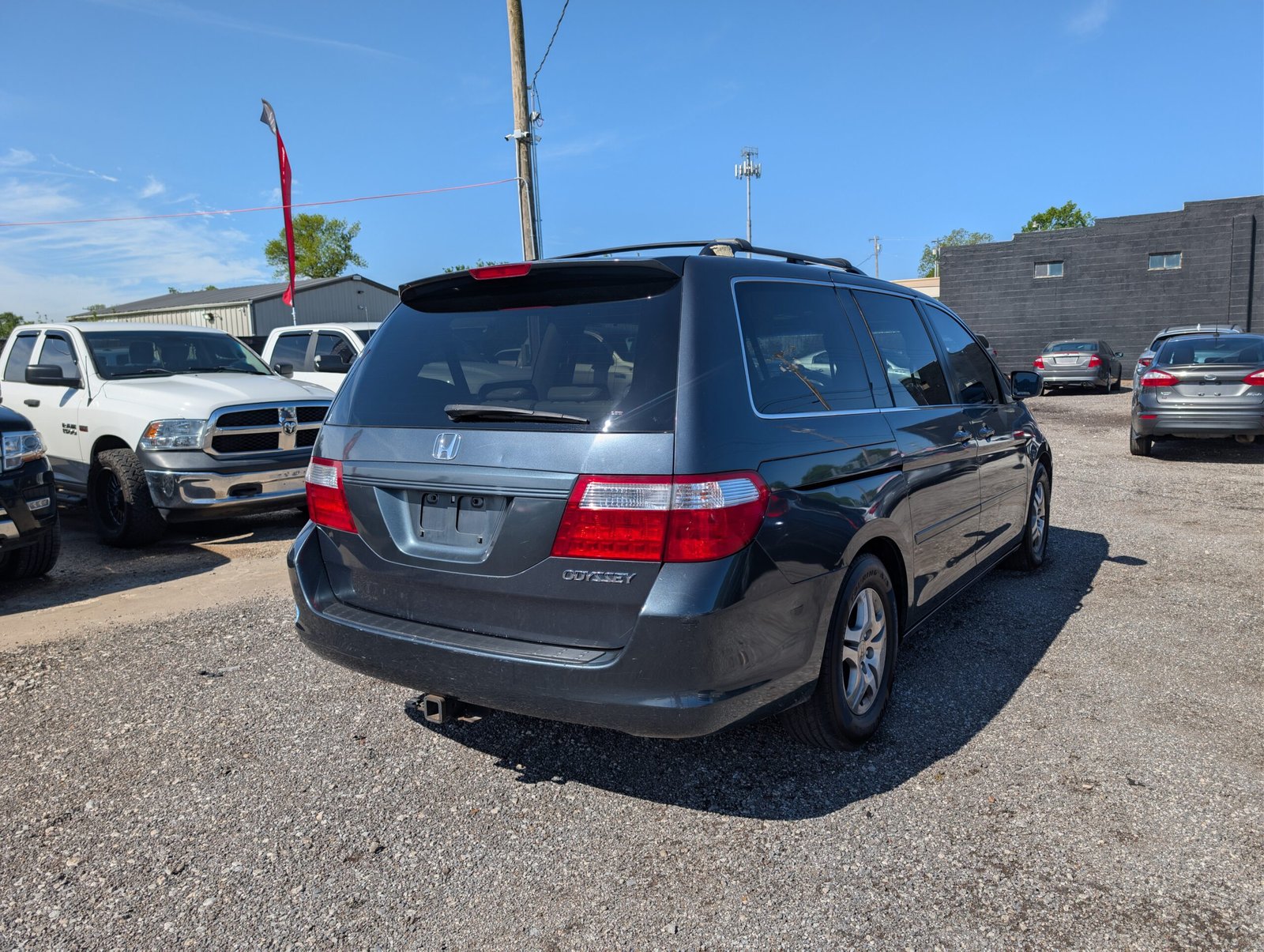 
								Honda Odyssey 2005 full									