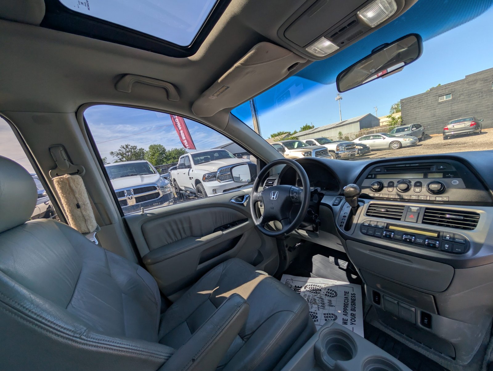 
								Honda Odyssey 2005 full									
