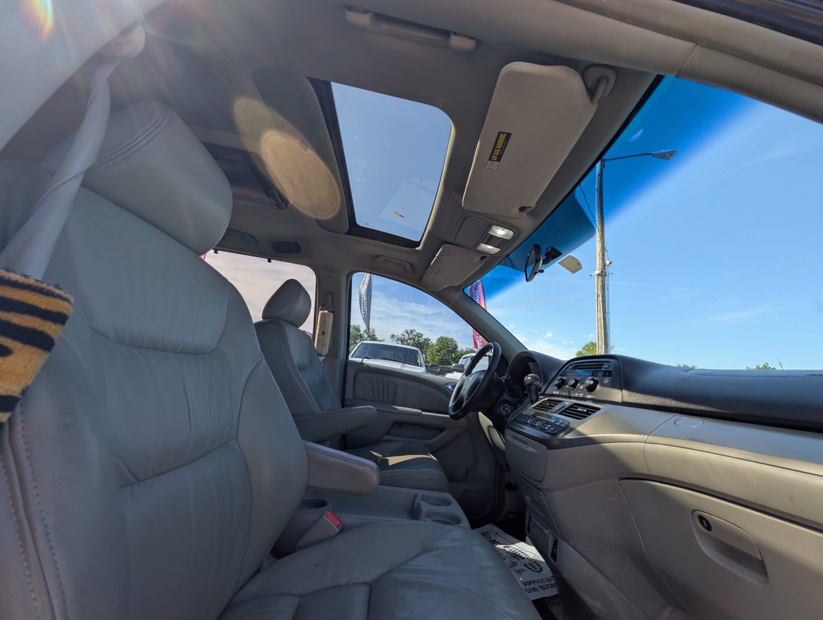 
								Honda Odyssey 2005 full									