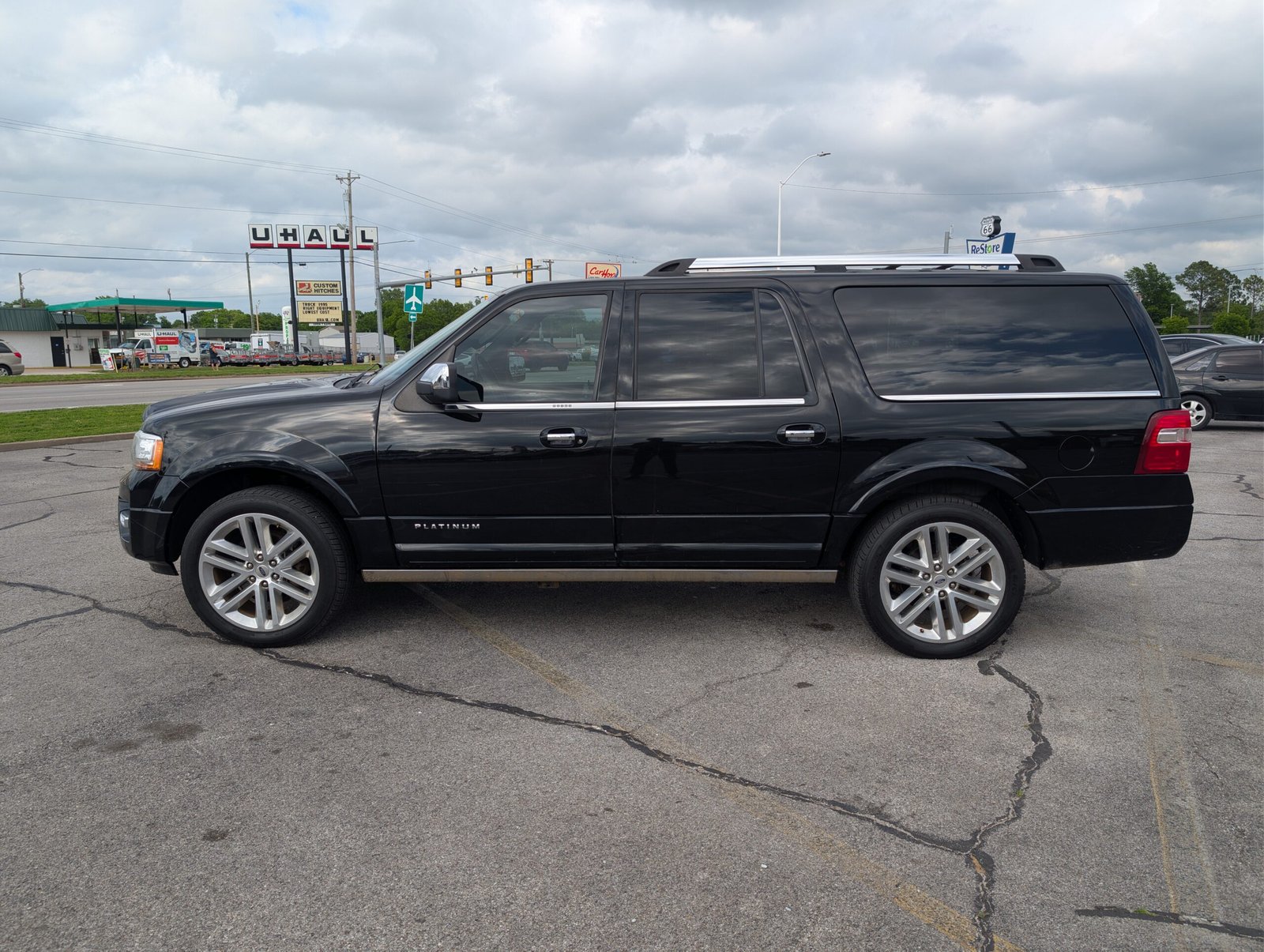 
								Ford Expedition 2017 full									