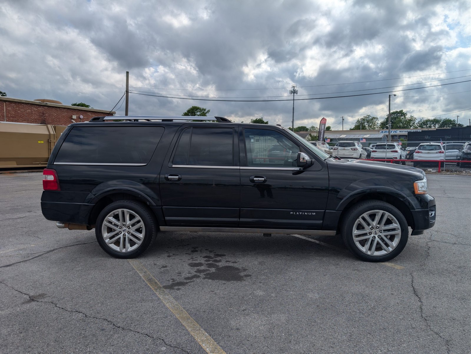 
								Ford Expedition 2017 full									