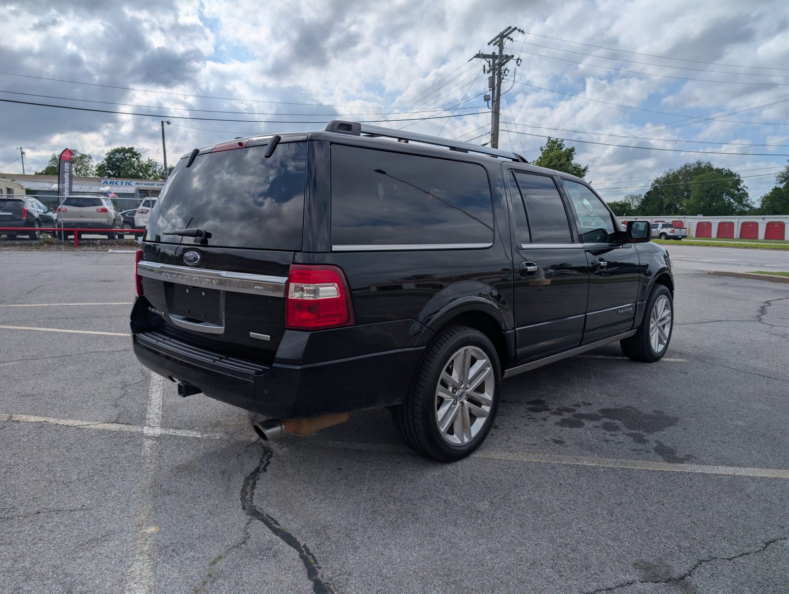 
								Ford Expedition 2017 full									