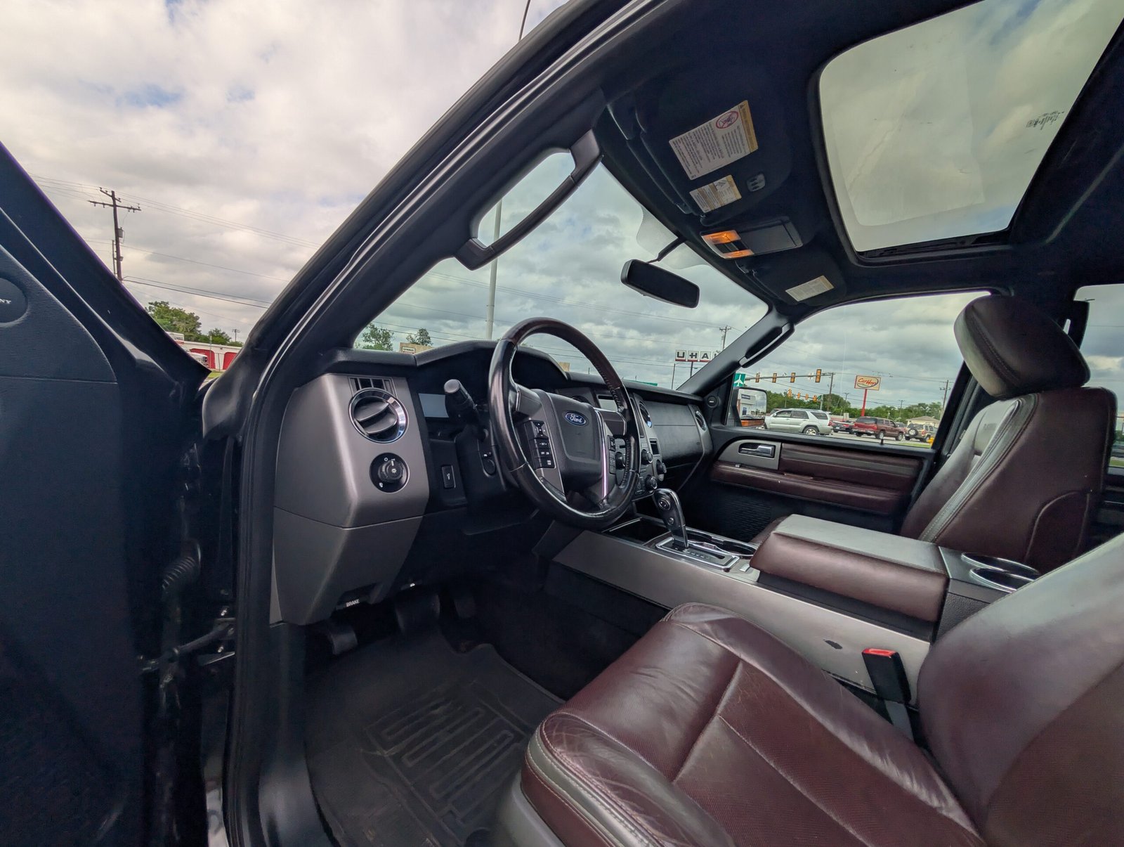 
								Ford Expedition 2017 full									