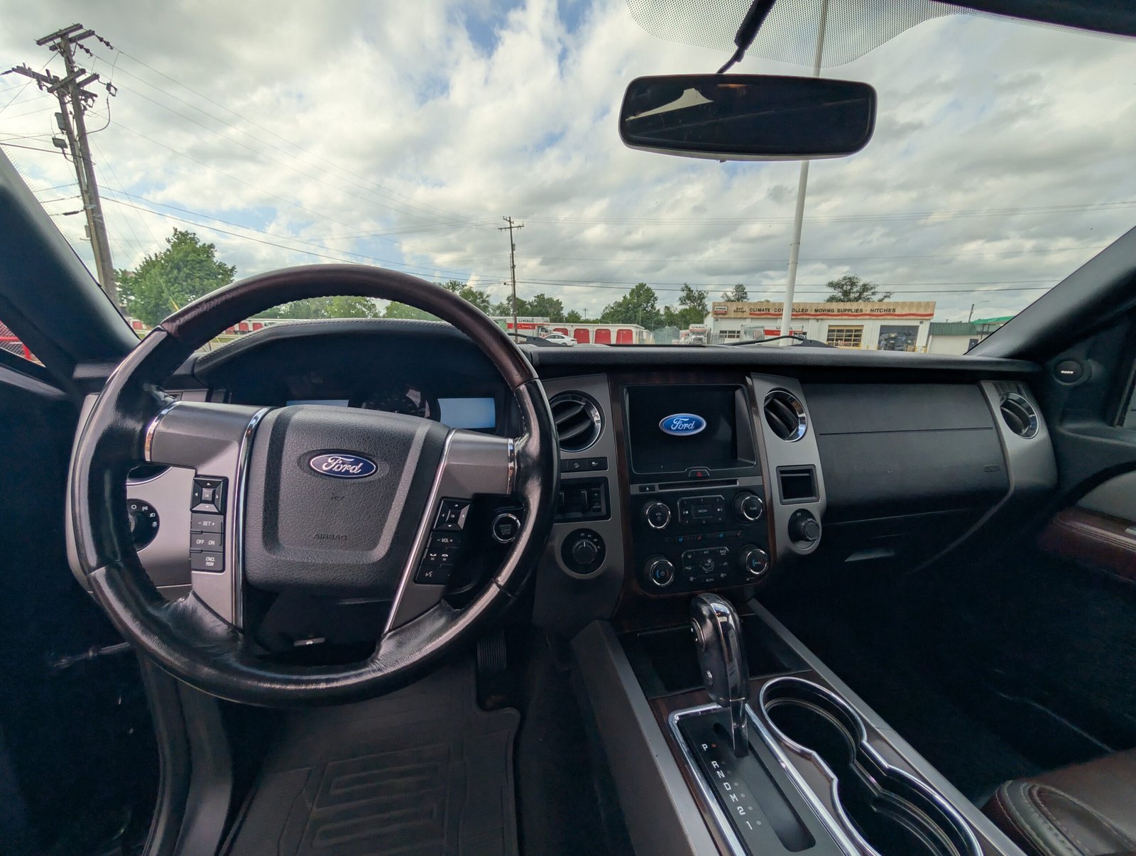 
								Ford Expedition 2017 full									