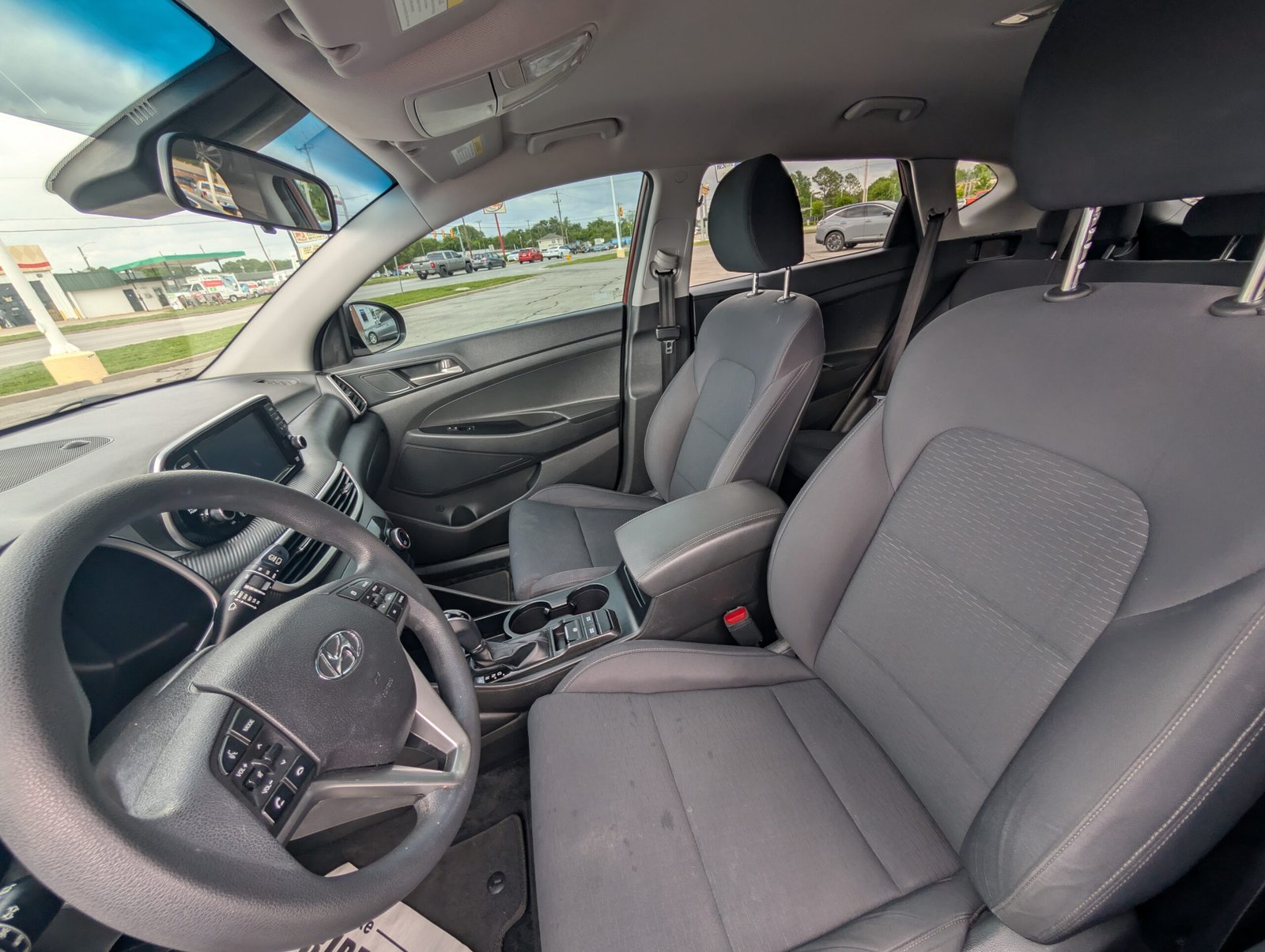 
								Hyundai Tucson 2019 full									