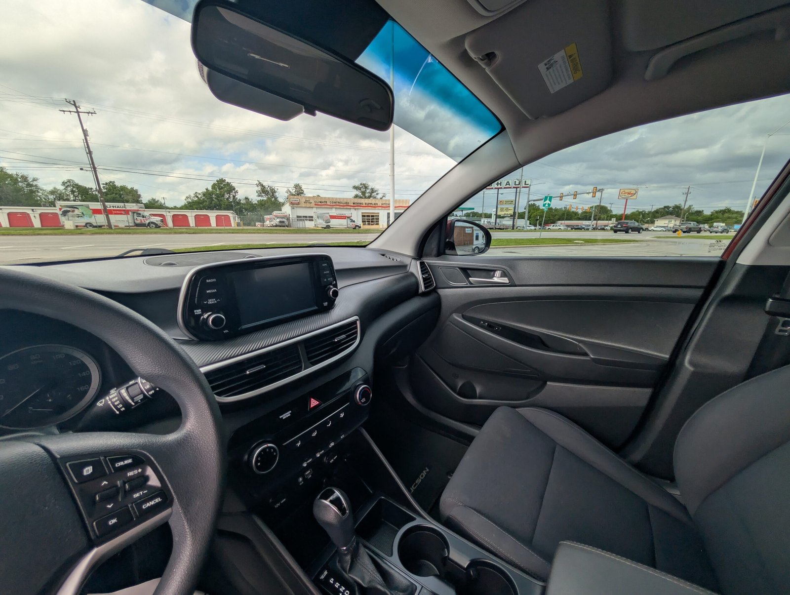 
								Hyundai Tucson 2019 full									