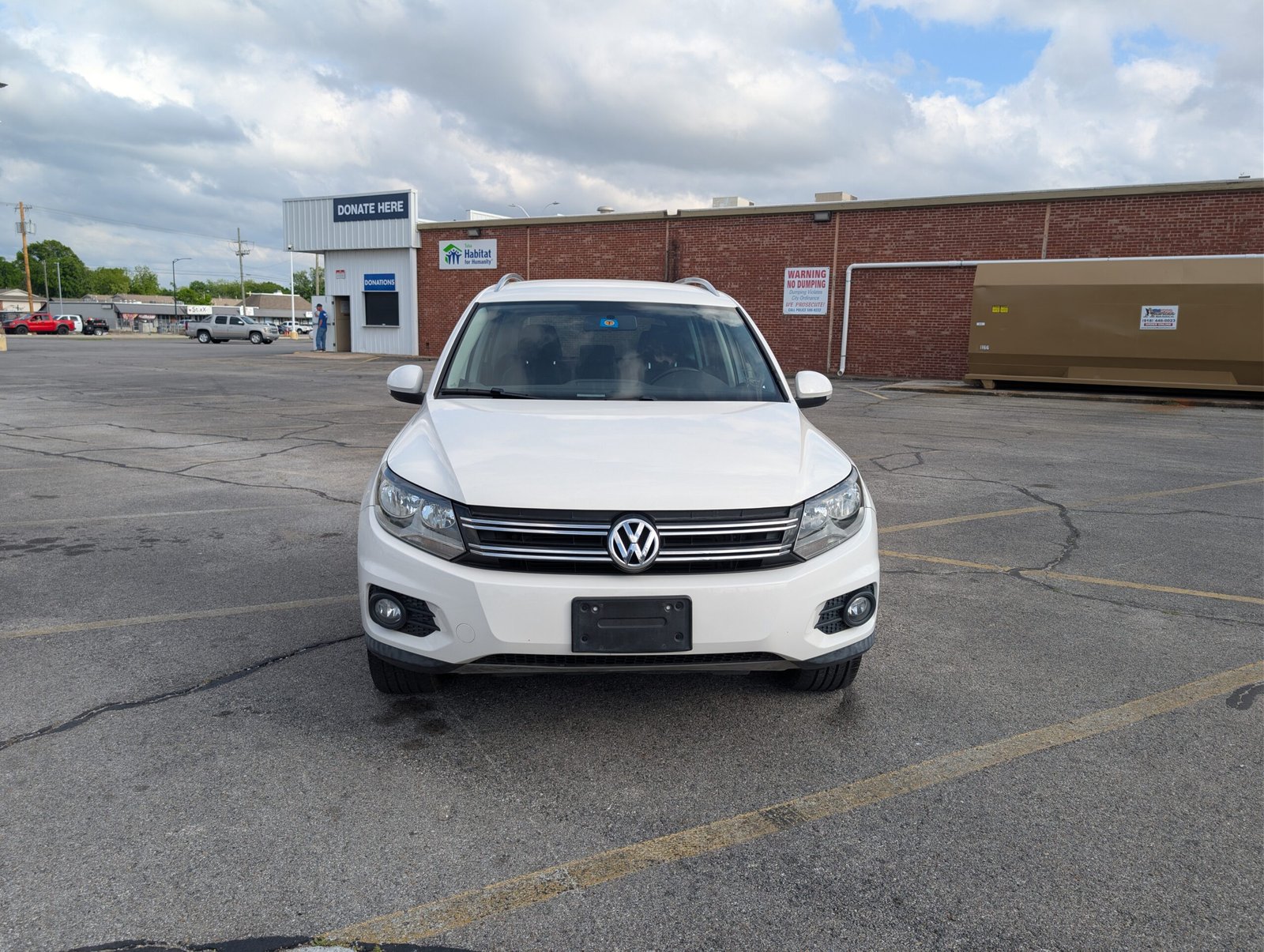 
								Volkswagen Tiguan 2013 full									