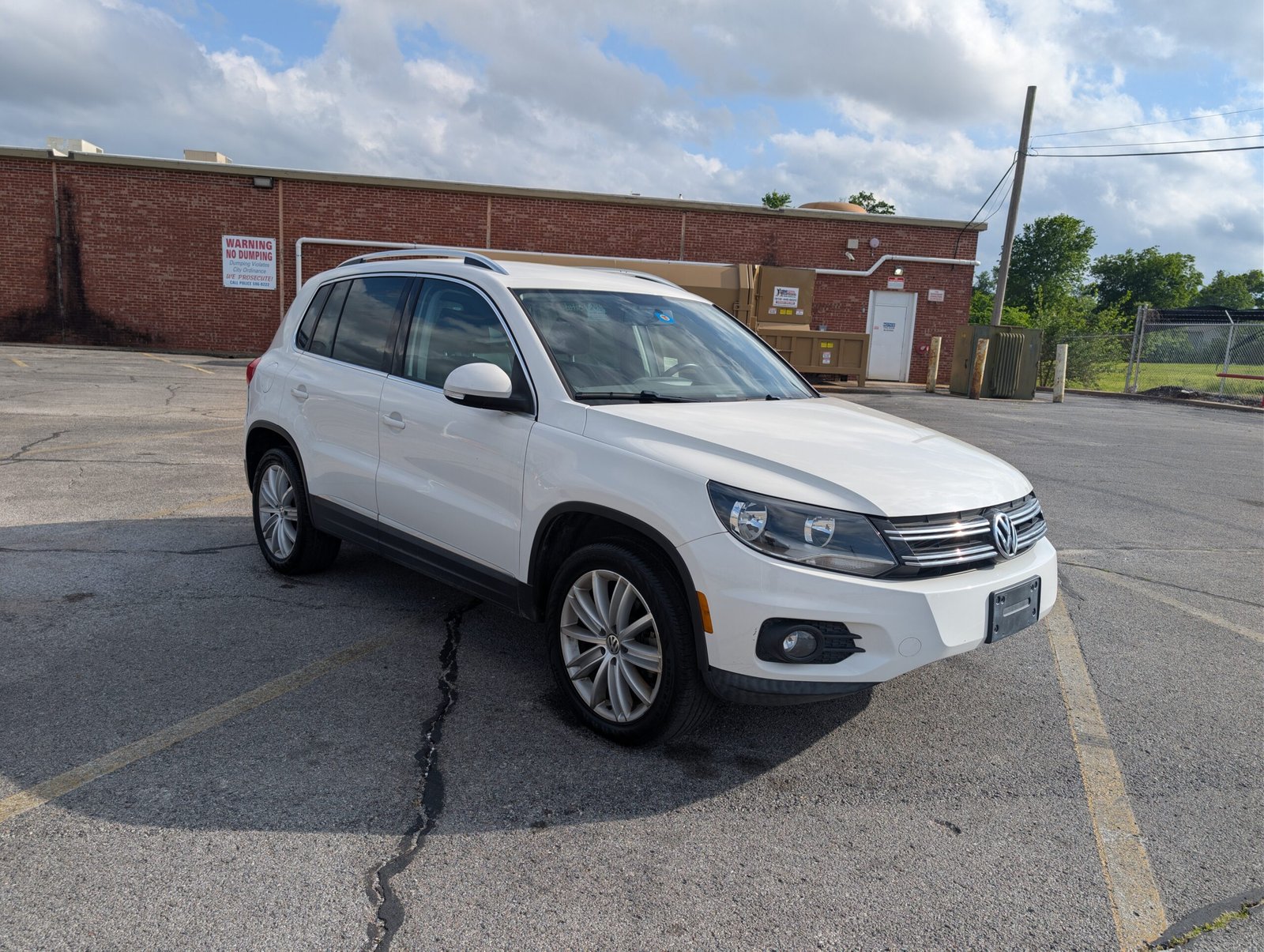 
								Volkswagen Tiguan 2013 full									